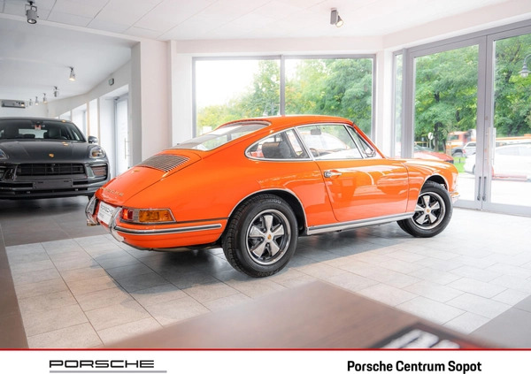 Porsche 911 cena 759911 przebieg: 22900, rok produkcji 1967 z Polanów małe 436